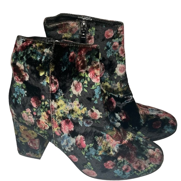 Limelight Shoes - Limelight Y2k Velvet Floral Cottagecore Grunge Ankle Bootie 9